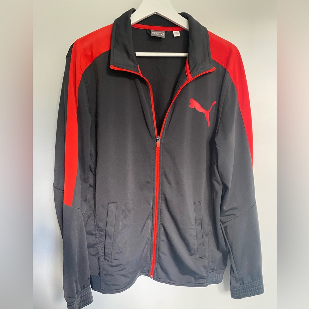 Puma sport Men's dark grey and Red Jacket